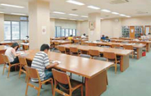九州大学附属図書館